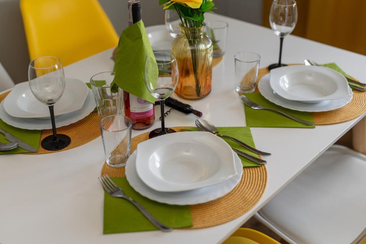 Market Square Corner Kuznicza By Renters